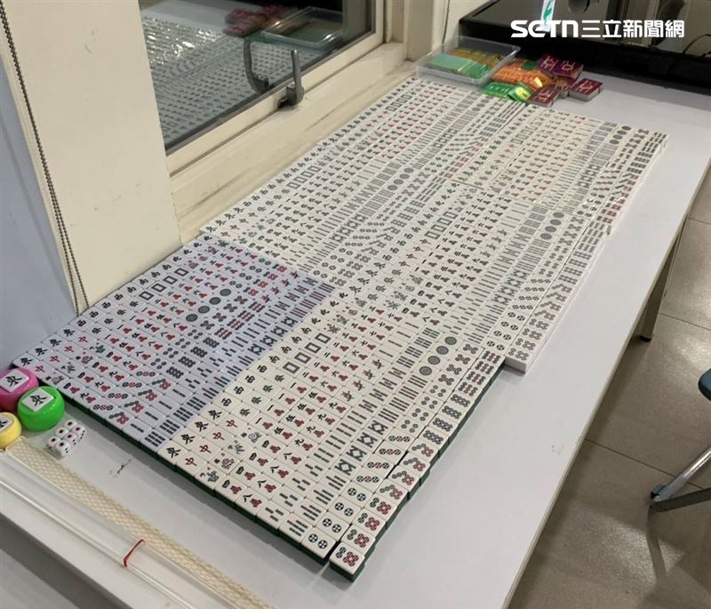 大同分局掃蕩後火車站的大型麻將賭場。(圖/翻攝畫面)