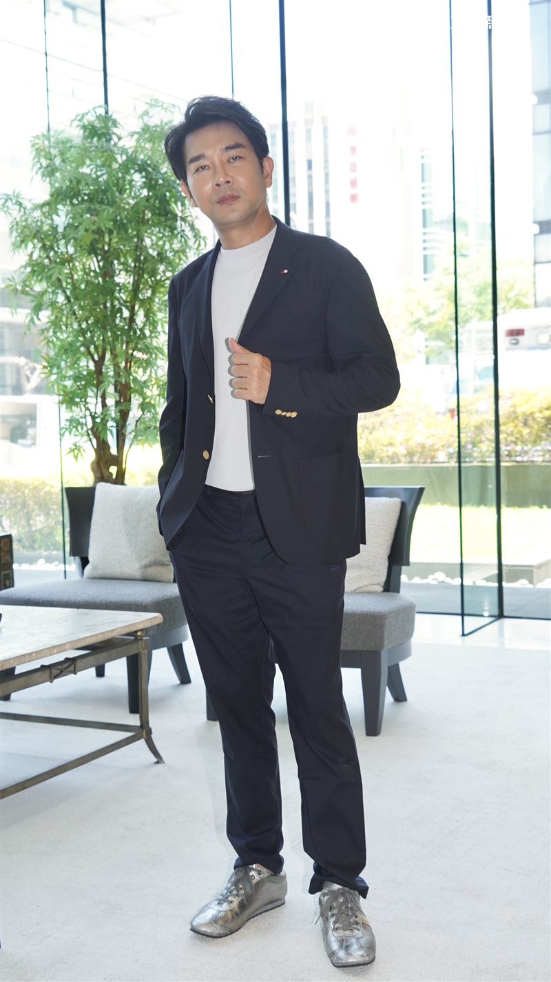 謝承均染回黑髮當收心。(圖/記者趙于瑩攝影)