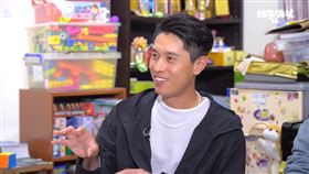 吳東融分享在棒球職業生涯中的低潮經歷。（圖／公視提供）