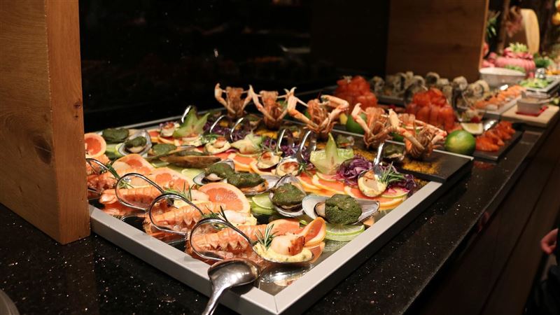 訂位高級buffet!驚見姓名被改他x的氣炸