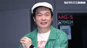 康康練團受訪，驚喜爆料憲哥跟啦啦隊草莓。（圖／記者鄭孟晃攝影）