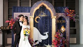 《阿拉丁》派對包套主題拍照背板。（圖／業者提供）