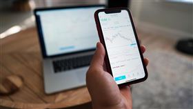 ▲中東戰雲密布，台股開盤開低。（示意圖／PIXABAY）     