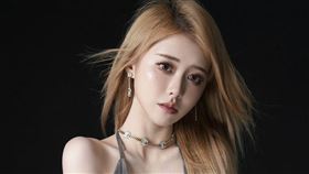 饅頭媽曬出爆乳照。（圖／翻攝自IG）