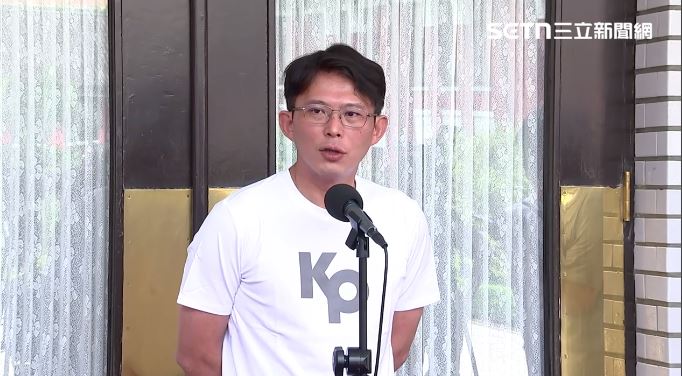  黃國昌回應示範帶爭議,還說要記者去問張啓楷。(圖/翻攝畫面)