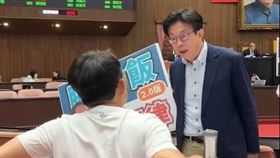 ▲黃國昌跟郭國文爆發激烈爭吵（圖／翻攝自周軒臉書）