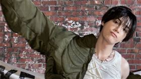 THE BOYZ周鶴年捲入與明日花綺羅緋聞風波。（圖／翻攝自IG）