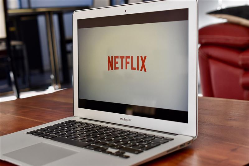 國外一名女子近日發現,前男友偷用她的Netflix帳號後,立刻採取一系列報復措施,引發熱烈討論。(示意圖/PIXABAY)