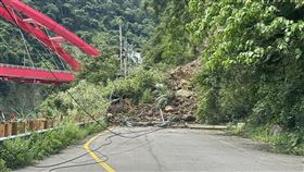 八仙山國家森林遊樂區,八仙山林道入口,邊坡,土石崩塌,休園（圖／林保署台中分署提供）