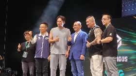 藍白同台健美賽開幕