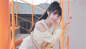 筠熹臉遭愛犬咬傷停工。（圖／翻攝自筠熹IG）