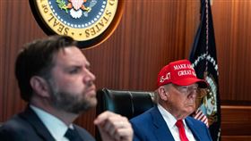 美國總統川普表示，打擊伊朗3處核設施是為了阻止「核威脅」。（圖／翻攝自The White House）