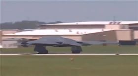▲川普公開B-2轟炸機安全返抵密蘇里州基地的影片。（圖／翻攝自Truth Social）