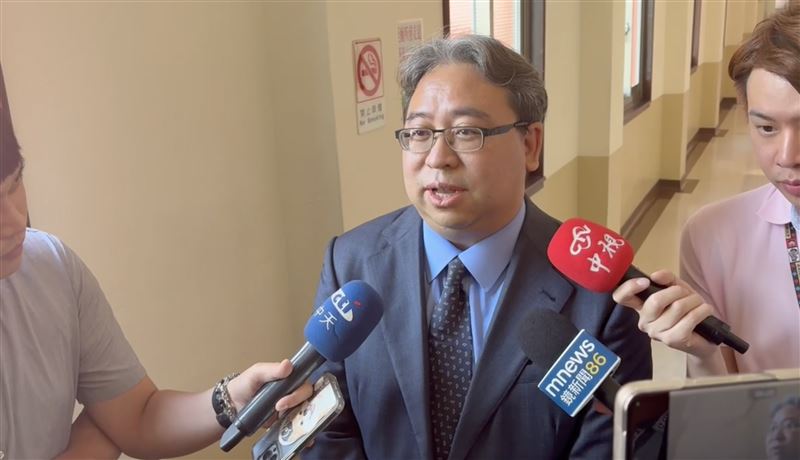 針對郭昱晴對路人直播涉獵巫事件，黃世杰呼籲，在路上拍攝影片時，盡量顧及被拍攝者的隱私權。（圖／翻攝畫面）