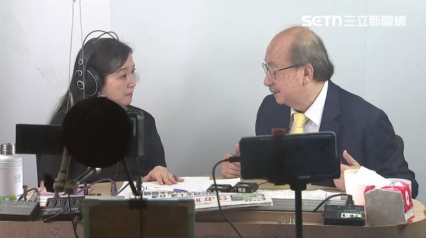 柯建銘今天接受周玉蔻專訪,強調大罷免一定成功。(圖/翻攝畫面)