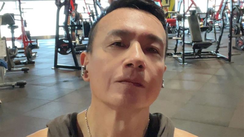 53歲小鐘單身未婚原因曝　友心疼：饒了他