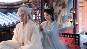 白鹿、曾舜晞《臨江仙》。（圖／iQIYI愛奇藝國際版提供）