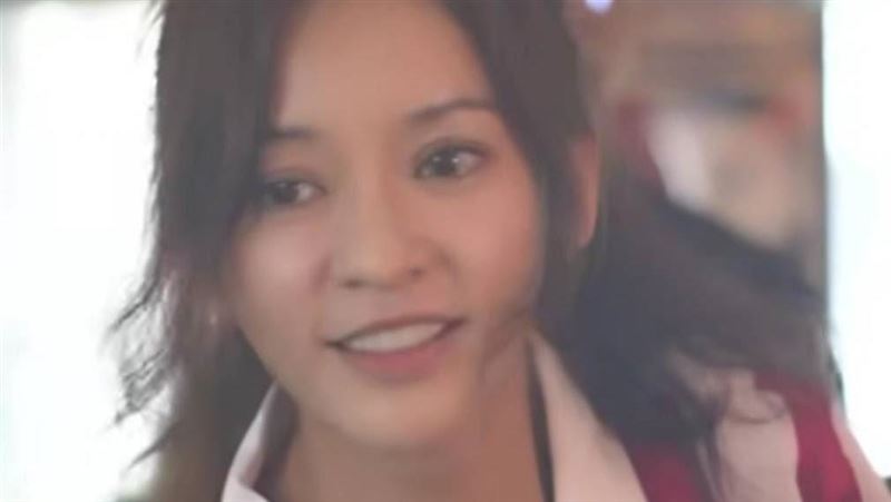 陳意涵變學生妹調酒　大鬧餐廳吧台畫面曝