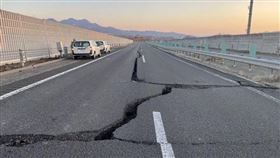 修路,高速公路,日本,地震(翻攝自 NEXCO東日本（東北）)