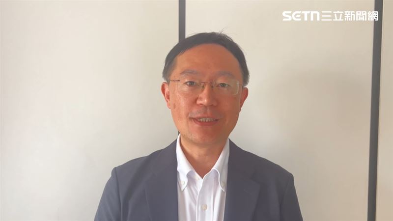 李坤城指出，蘇巧慧、張宏陸罷免案抄襲的人員可拿到1000元紅包，三重區黨部卻沒有，是有人攔截或另有主導？（圖／李坤城辦公室提供）