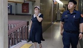 ▲涉罷免陳乃瑜幽靈連署案，羅明才新店服務處主任繆維蕙聲押禁見。（圖／翻攝畫面）