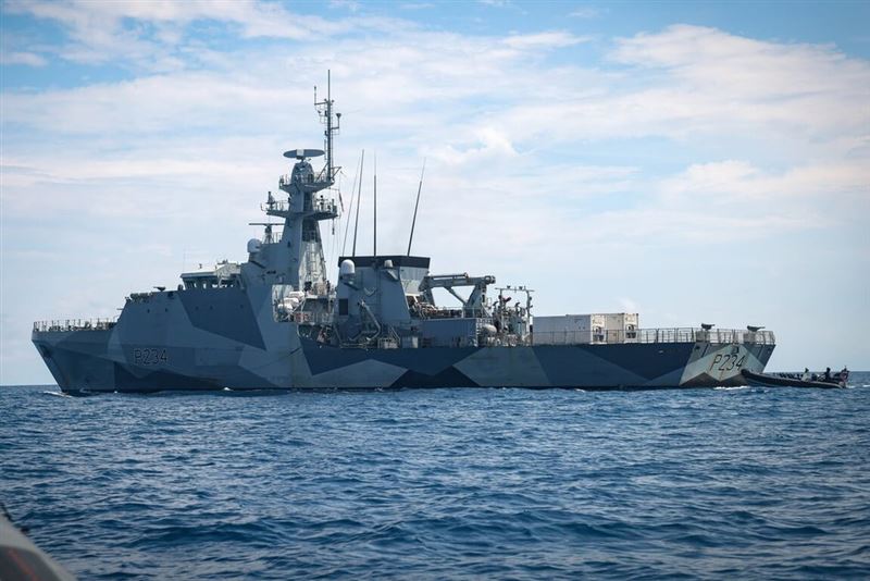 英國海軍巡邏艦史佩號曾穿越台灣海峽。(圖/中央社)