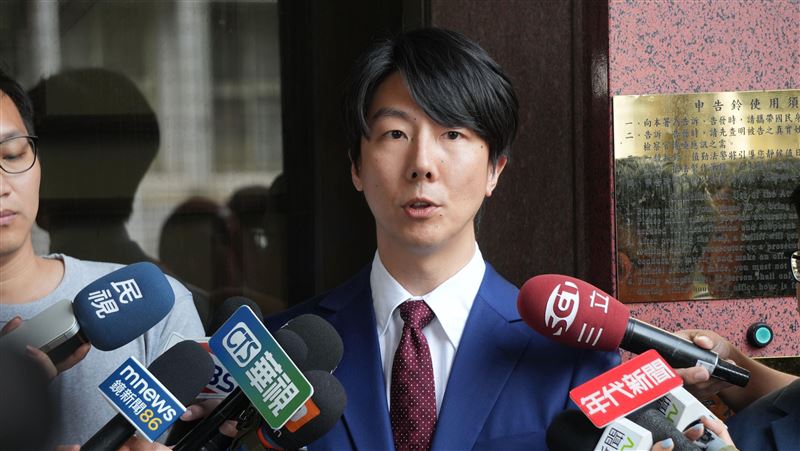 雜質說讓藍白跳腳　綠：沒必要對號入座