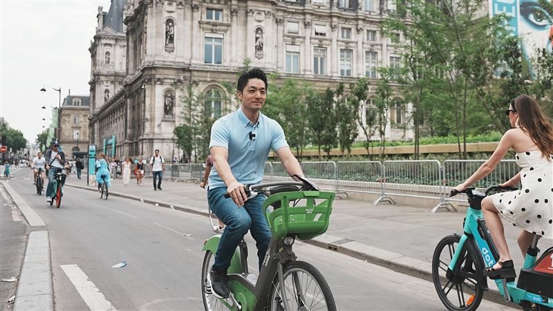 蔣萬安大讚巴黎共享單車！她酸「說說蔣」