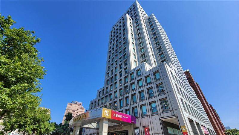 30分搞定！兆豐 x 全球人壽遠距投保上線