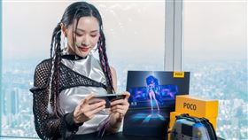 POCO F7全面升級狂暴引擎4.0，深度優化遊戲表現與系統調校，支援1.5K高解析度與智慧幀率功能。