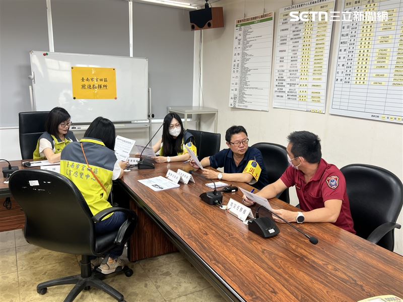 台南市官田區公所今（25）日辦理「境況模擬桌上演習及避難收容處所開設演練」。（圖／翻攝畫面）