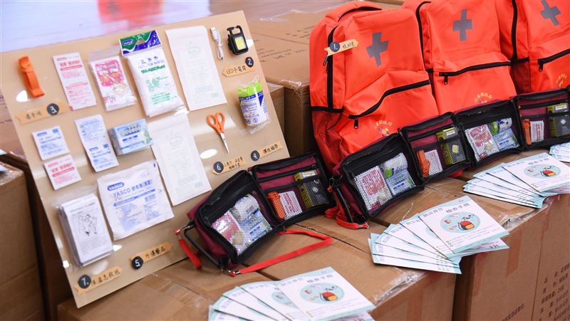 地震頻傳!緊急避難包「必備5類物品」