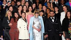 安娜溫圖卸任《VOGUE》總編（圖／翻攝自oguemagazine IG）