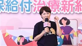 早期三陰性乳癌病友Amanda分享抗癌故事。（圖／記者簡浩正攝影）
