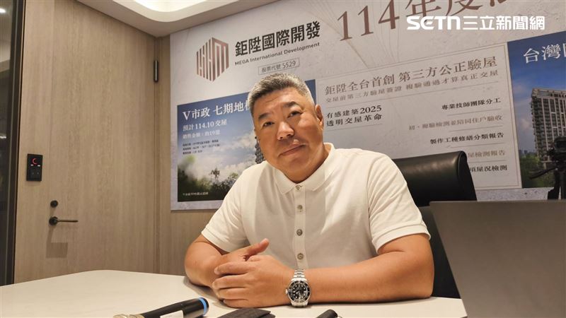 面對房市低潮，褚學忠表示，鉅陞不會打價格戰，將持續提升產品實力面對。（圖／記者陳韋帆攝影）