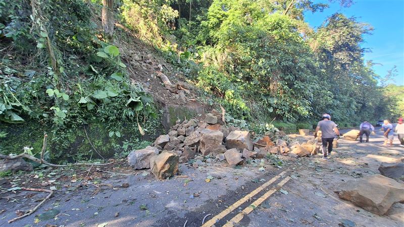 大雷雨炸台中！太平山區坡砸落10公斤巨石