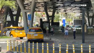 高雄火車站小黃亂象多　司機搶客爆衝突