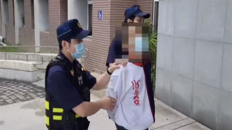 台中叼菸男遭潑油燒死！家屬見兇嫌女嚇哭