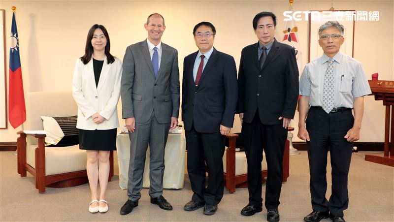 歐盟處長首訪台南拜會黃偉哲　他肯定2事