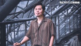 黃子軒入圍金曲三大獎項，接受三立新聞網專訪。（圖／記者鄭尹翔攝影）