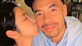 劉玳妍、阿卡莎納