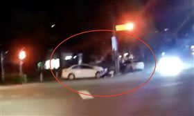 台中男無照又闖紅燈！心虛秒落跑遭警抓回