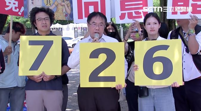 挺罷免王鴻薇!黃偉哲現身北市街頭猛催票