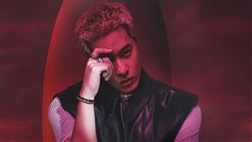 ▲周湯豪說人生不只是體驗，更想挑戰自己的極限，看看自己的「緊繃值」到底在哪裡。（圖／PRESTIGE提供） 