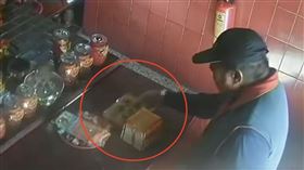 真懂吃！「不二坊」拜土地公慘遭阿北偷走