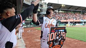 ▲統一獅林安可揮出個人生涯百轟。（圖／統一獅提供） 