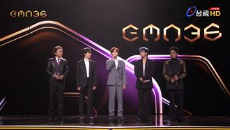 Energy金曲合體！坤達驚喜現身：我趕上了