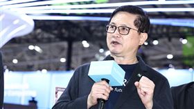 和碩首度參加台北國際電腦展  童子賢致詞勉勵2025台北國際電腦展（COMPUTEX）20日登場，代工廠和碩首度參加，董事長童子賢（圖）前往展區致詞勉勵。中央社記者翁睿坤攝  114年5月20日