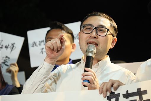 藍委父又因「占國有地蓋停車場牟利」遭訴