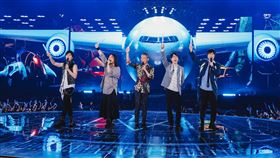 搖滾天團五月天登上大巨蛋開唱。（圖／相信音樂提供）